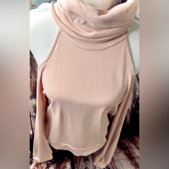 LANSTON || Porter Cold Shoulder Pullover in Blush - SZ XS ✨NEW W/ TAGS✨ - Picture 6 of 12
